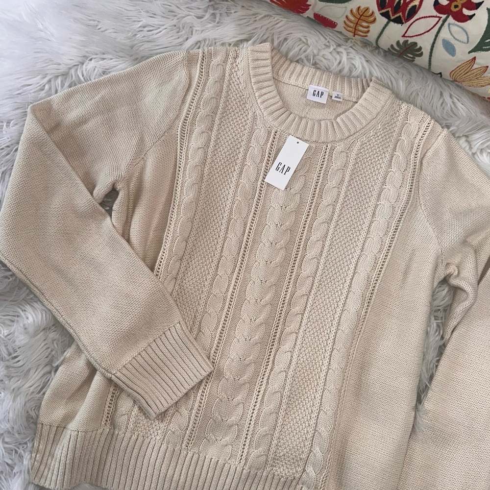 GAP • Cable Knit Crewneck Sweater in Birch White - Picture 9 of 9